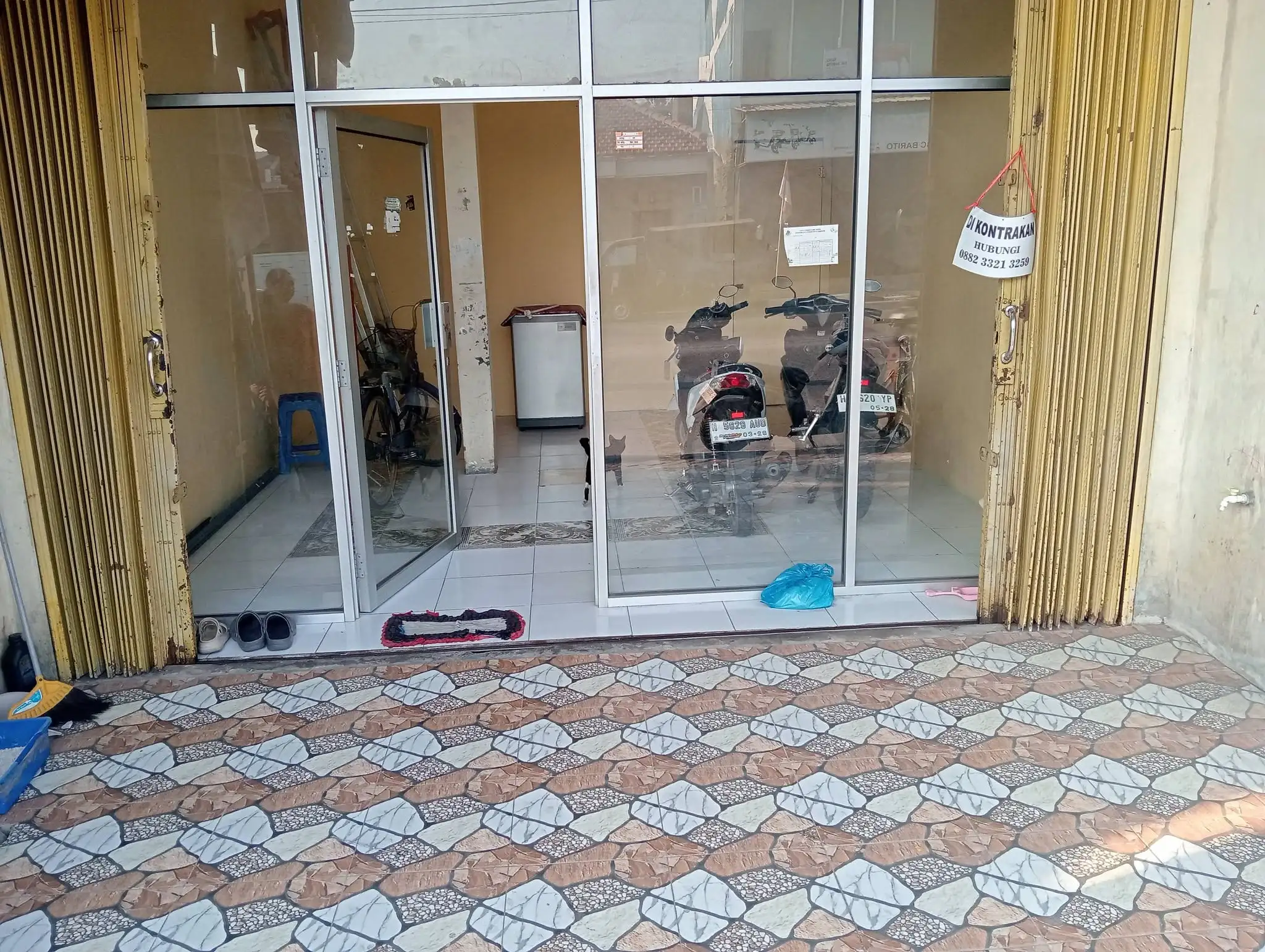 Di sewakan ruko  jalan tembus Kartini Dekat masjid agung jawatengah